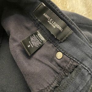 Express black ankle leggings petite